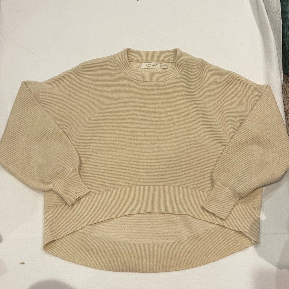 RD Style Women's Beige high-low Crew Neck Sweater